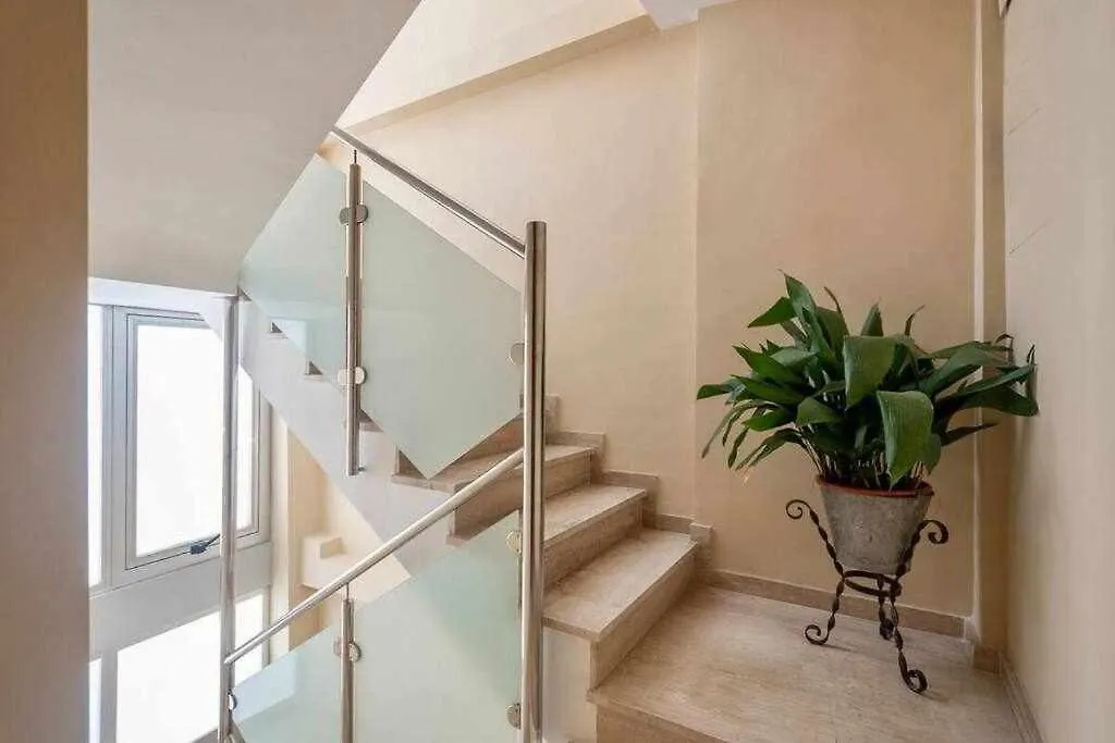 Luxe Haven In Granada Διαμέρισμα